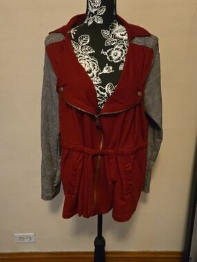 Womens Size XL Maroon And Plaid Jacket